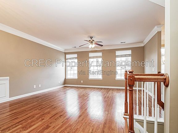4th image of 3533 Claremont St