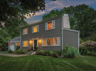 20 Salt Box Ln, Darien, CT 06820