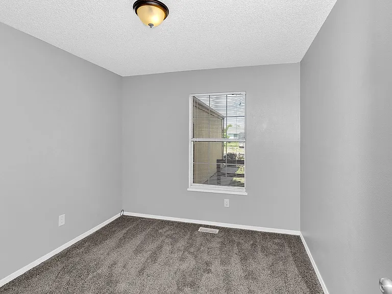 466 1/2 Carson Lake Dr — Photo 21