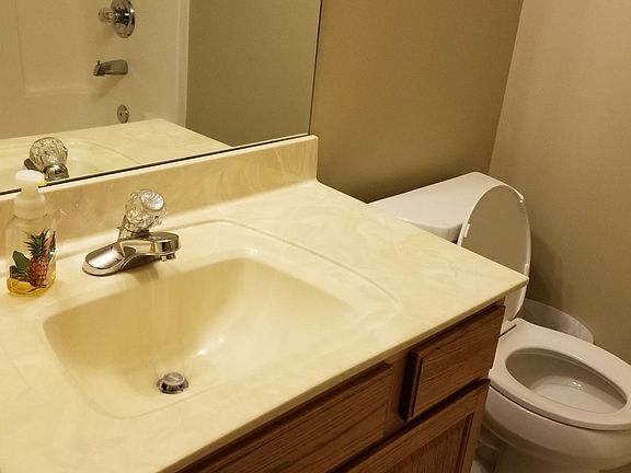 Main bathroom