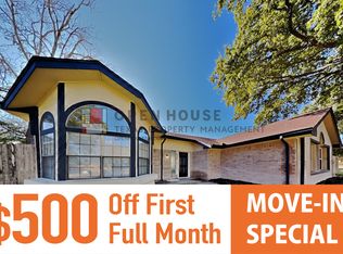 412 Trail View Ln, Garland, TX 75043