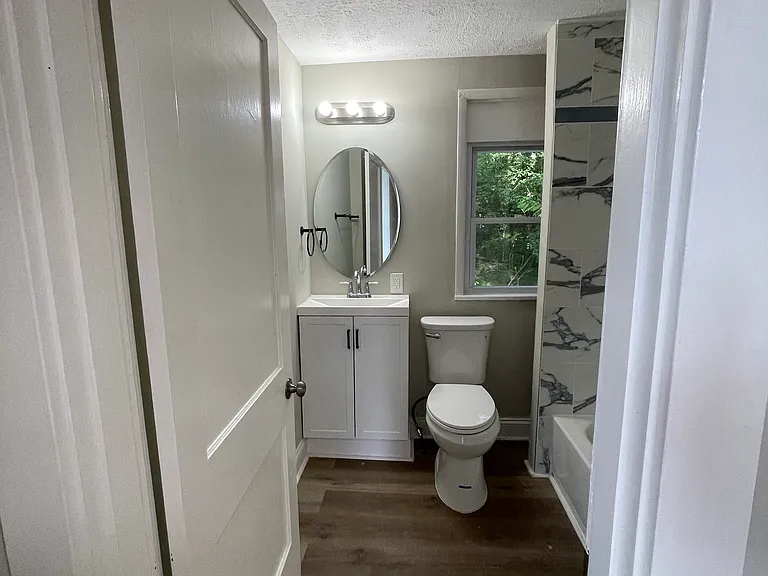 2456 Saturn St — Photo 11