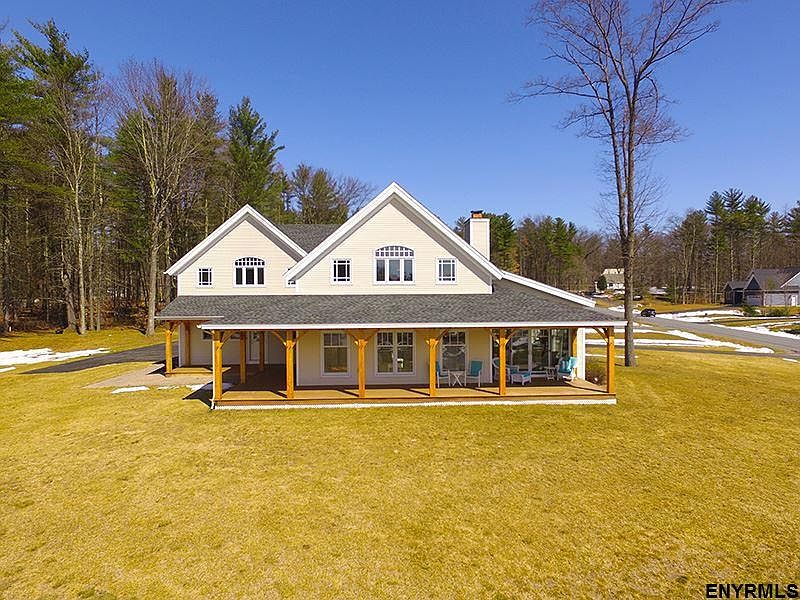 1st image of 6 Ashleigh Ln