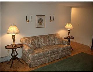3rd image of 80 Washington Park Dr #5