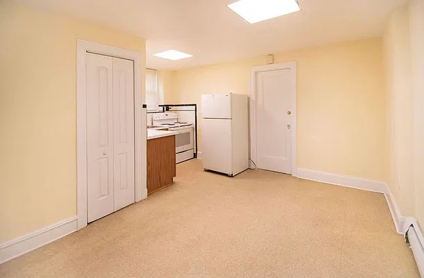 Rented by RealTegrity NY LLC | media 6