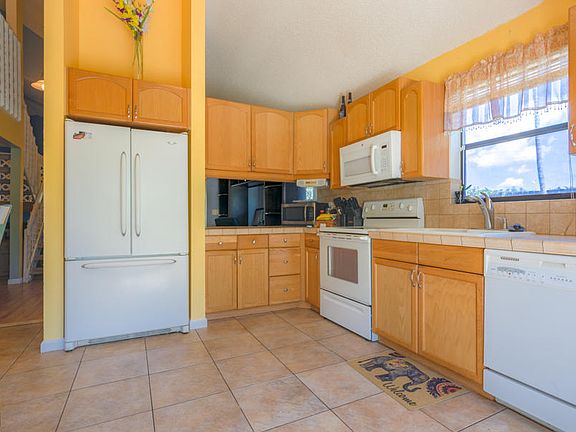 5th image of 87 Buxton Ln