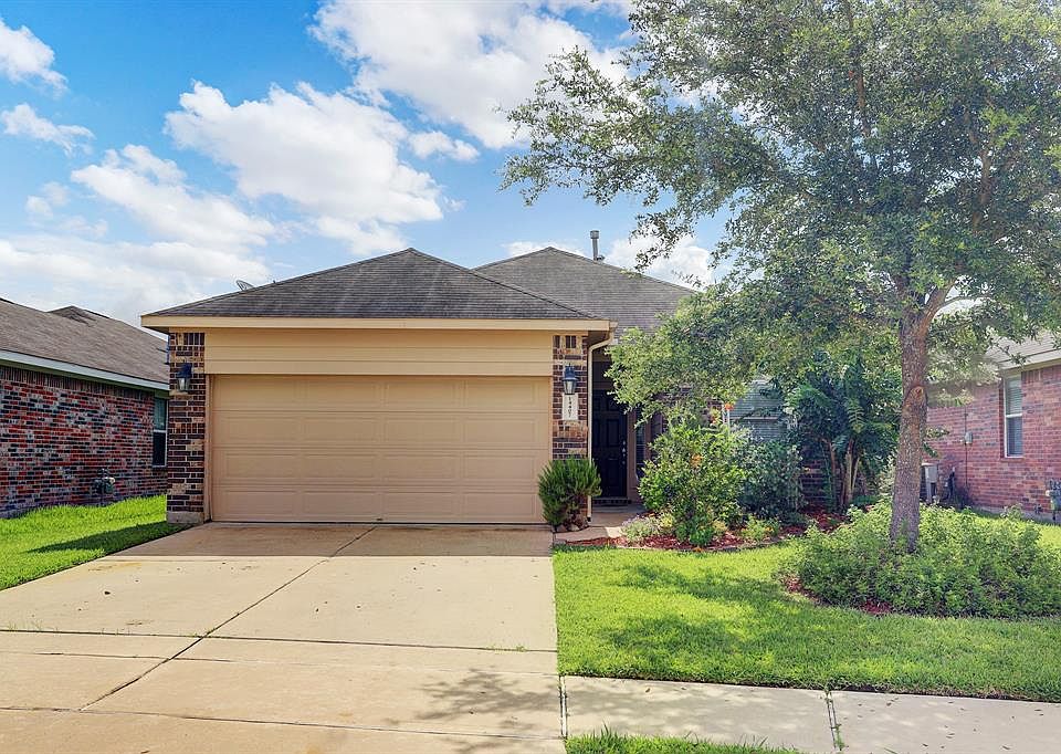 1st image of 14407 Cypress Meadows Dr