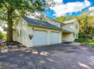 1245 Reiff Rd, Lansdale, PA 19446