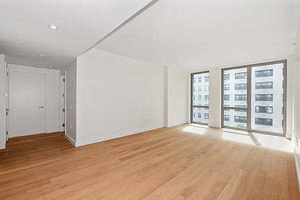 Rented by R New York | media 17