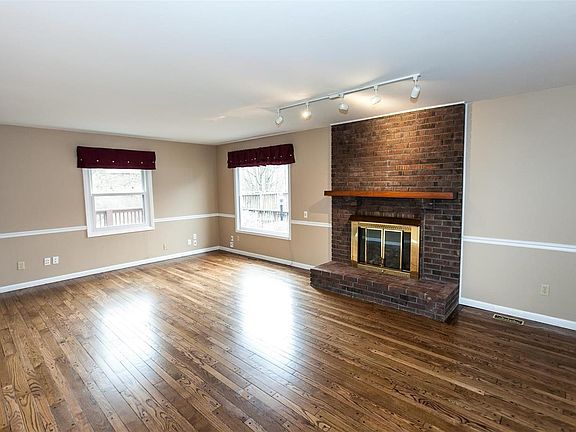 4th image of 15428 Grantley Dr