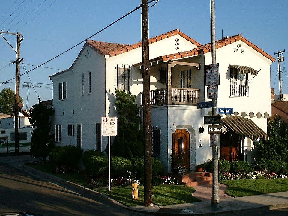 134 Covina, Long Beach CA