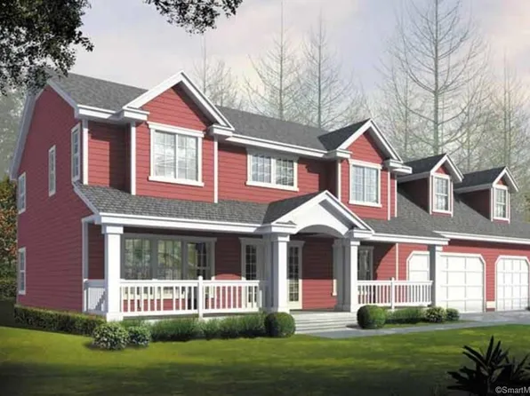 8 Kathryn Ct, Waterford, CT 06385