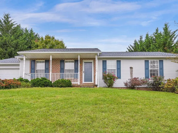 220 Sand Patch Ln, Stewartstown, PA 17363