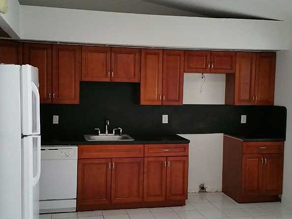 5th image of 9311 SW 165th St