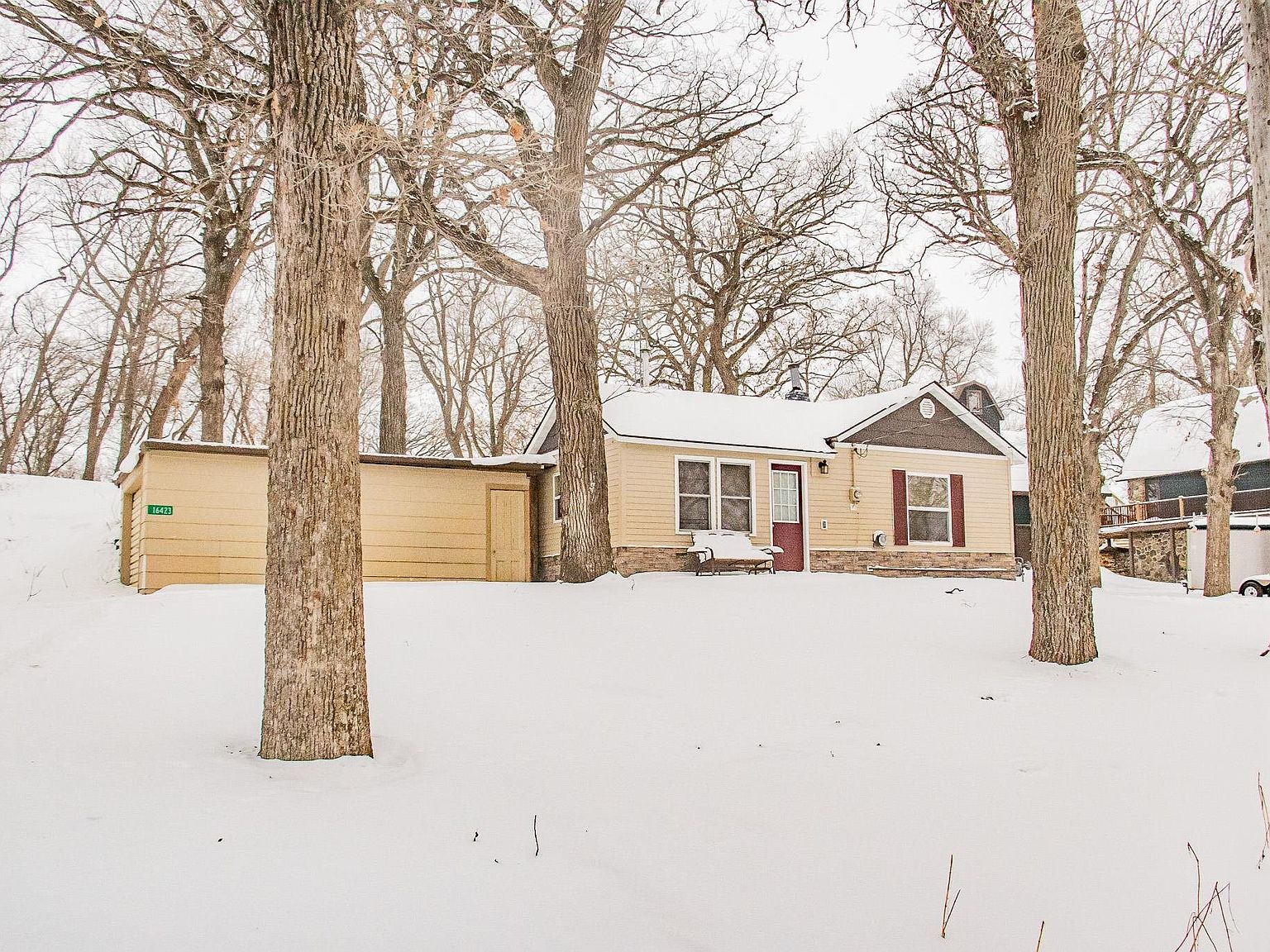 16423 & 16419 255th Ave, Spirit Lake, IA 51360 Zillow