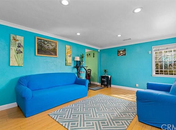 5th image of 1005 Milwaukee Ave