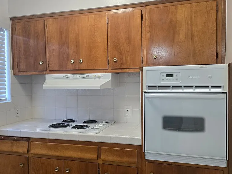 4314 University Ave #4 — Photo 7