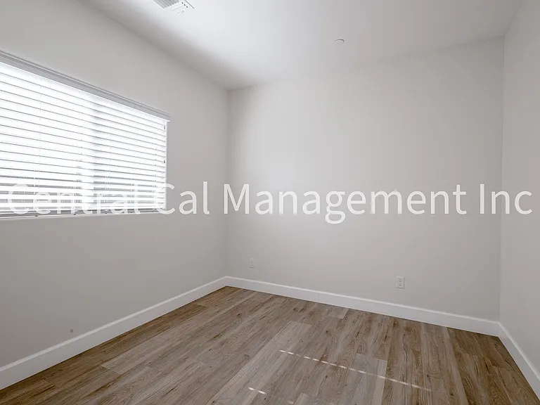 9029 Almond Creek Dr — Photo 7