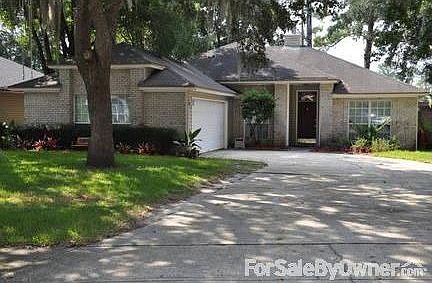1st image of 4866 Victoria Chase Ct