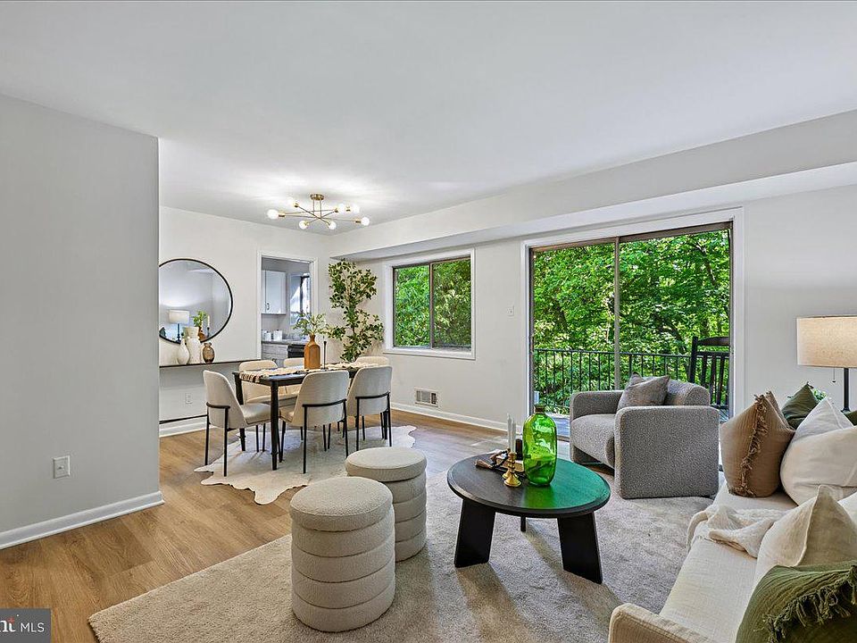 1st image of 10648 Montrose Ave #M-103