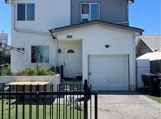 948 E 42nd Pl, Los Angeles, CA 90011