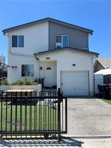 948 E 42nd Pl, Los Angeles, CA, 90011