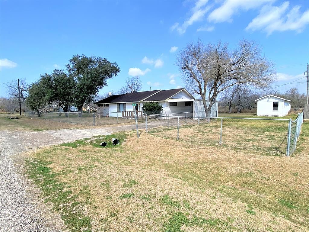 1317 Reed St, Woodsboro, TX 78393 | Zillow