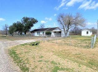 1317 Reed St, Woodsboro, TX 78393