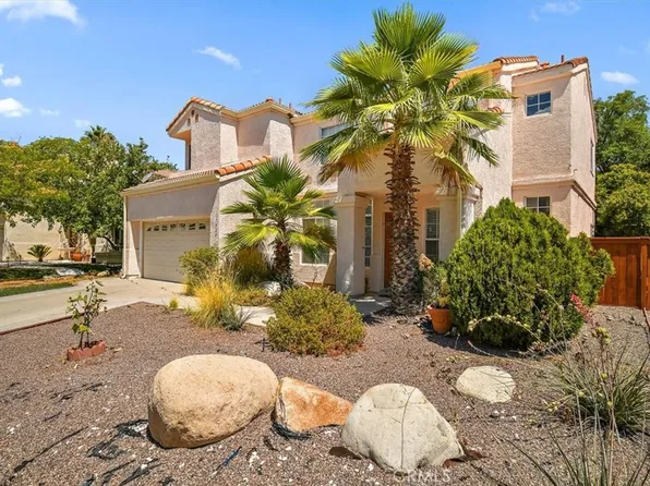 17929 Hatridge Ln, Santa Clarita, CA 91387