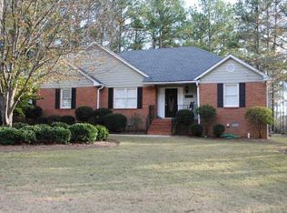 1296 Lake Forest Ln, McDonough, GA