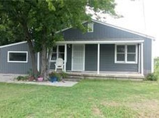 213 E 4th Ave, Owasso, OK 74055