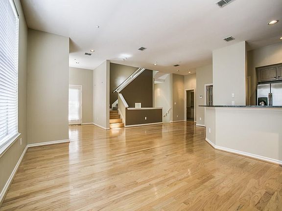 2nd image of 4307 McKinney Ave