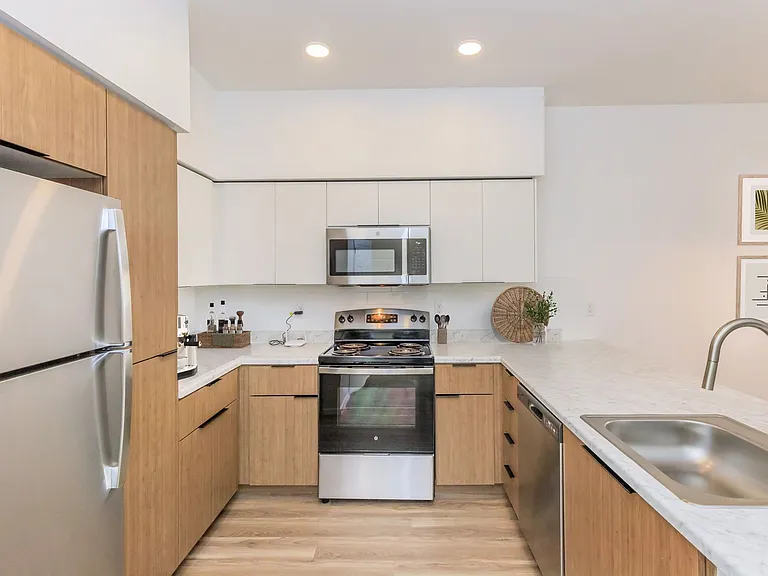 San Luciano Townhomes — Photo 24