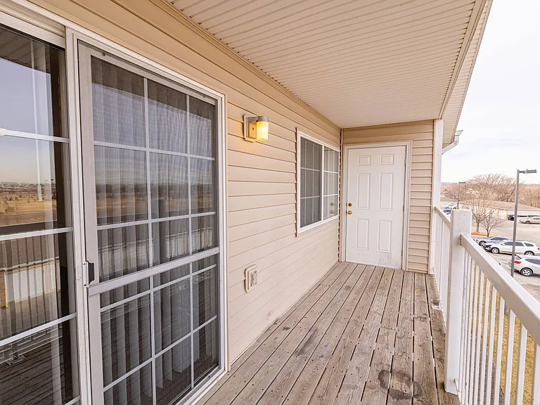 Park Ridge Apartments — Photo 89