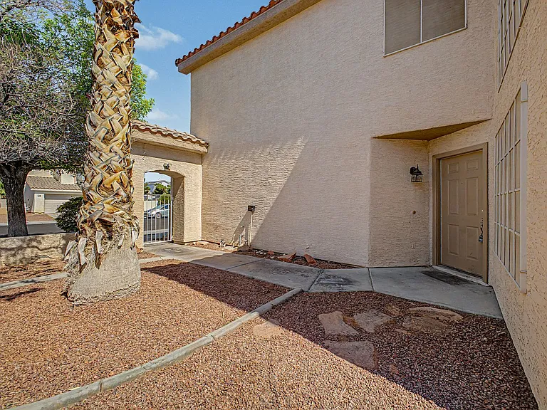 7804 Amulet St — Photo 3