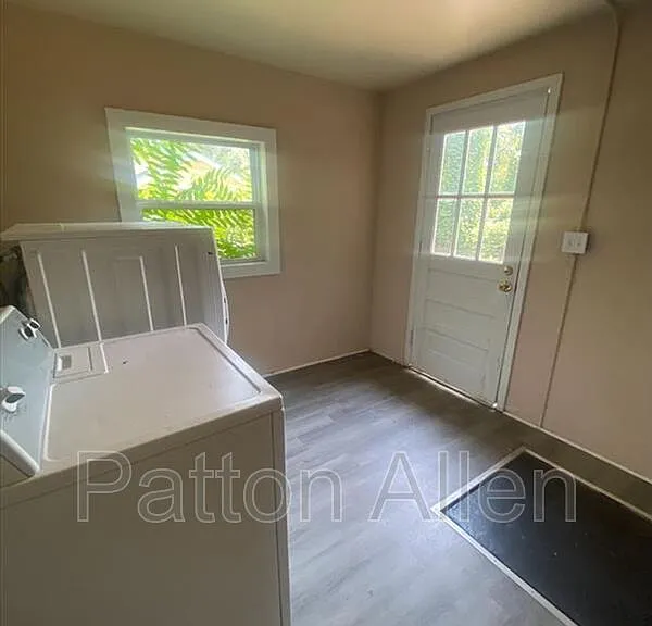 114 Clingman Ave — Photo 15