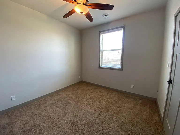 4132 Lincoln Swing — Photo 20
