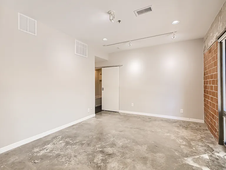 1115 S Alamo St #2302 — Photo 25