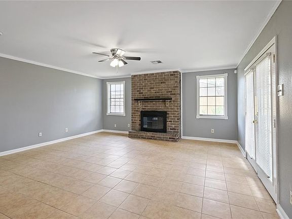4th image of 8007 Sandy Cove Dr