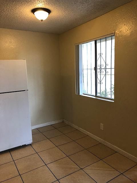 2nd image of 3553 43rd St APT 6