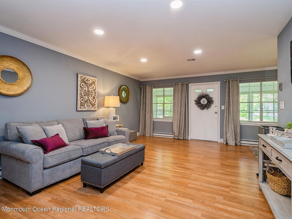 1st image of 316B Coventry Court