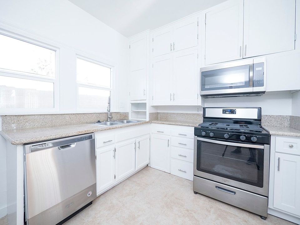 1st image of 5225 De Longpre Ave #425287