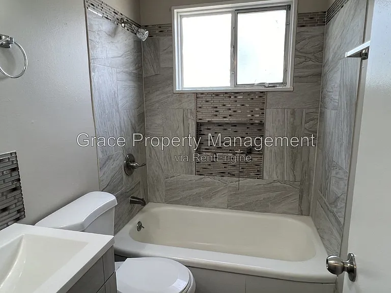 7691 Leyden Ln — Photo 11