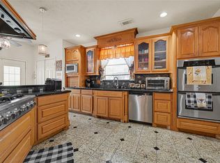 3518 Brookwood Dr, La Porte, TX 77571