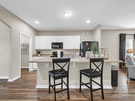 3rd image of 115 Lilly Bell Ln