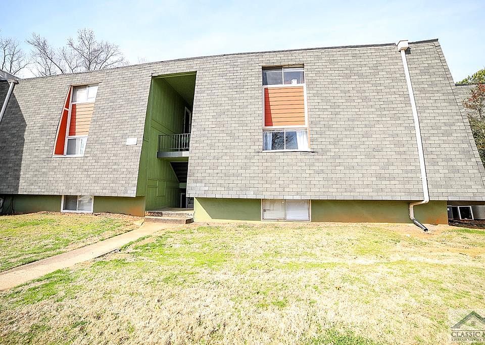 1st image of 144 Scandia Cir