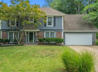 7763 Rosehill Rd, Lenexa, KS 66216