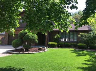15529 S Maple Ct, Homer Glen, IL 60491
