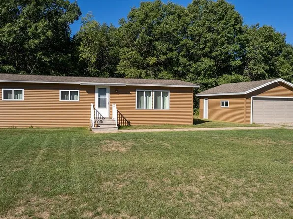 8136 HOLLYWOOD ROAD, Nekoosa, WI 54457