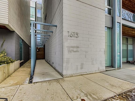 2nd image of 1615 N Wolcott Ave APT 301